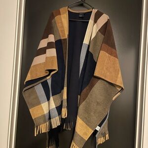RACHEL Rachel Roy Tan and Navy Shawl